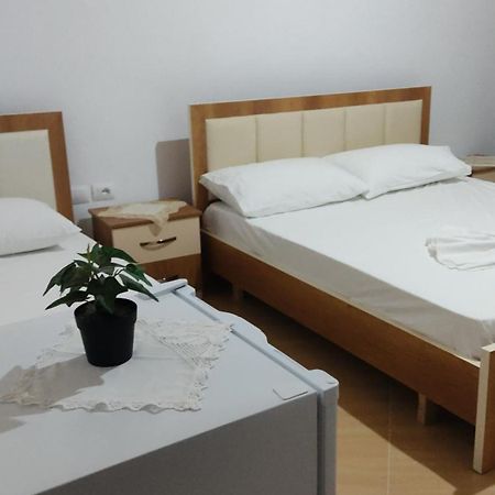 Dino Guest House Gjirokastër Extérieur photo